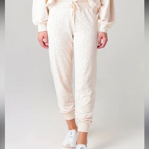 Z Supply Ava cream leopard joggers